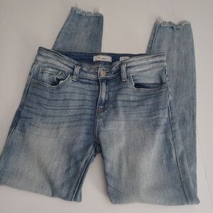 KanCan Signature Mid Rise Skinny Distressed Jeans Sz 28